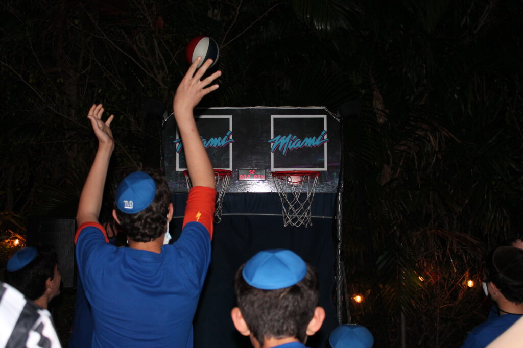 Noams Bar Mitzvah Games Competition 4